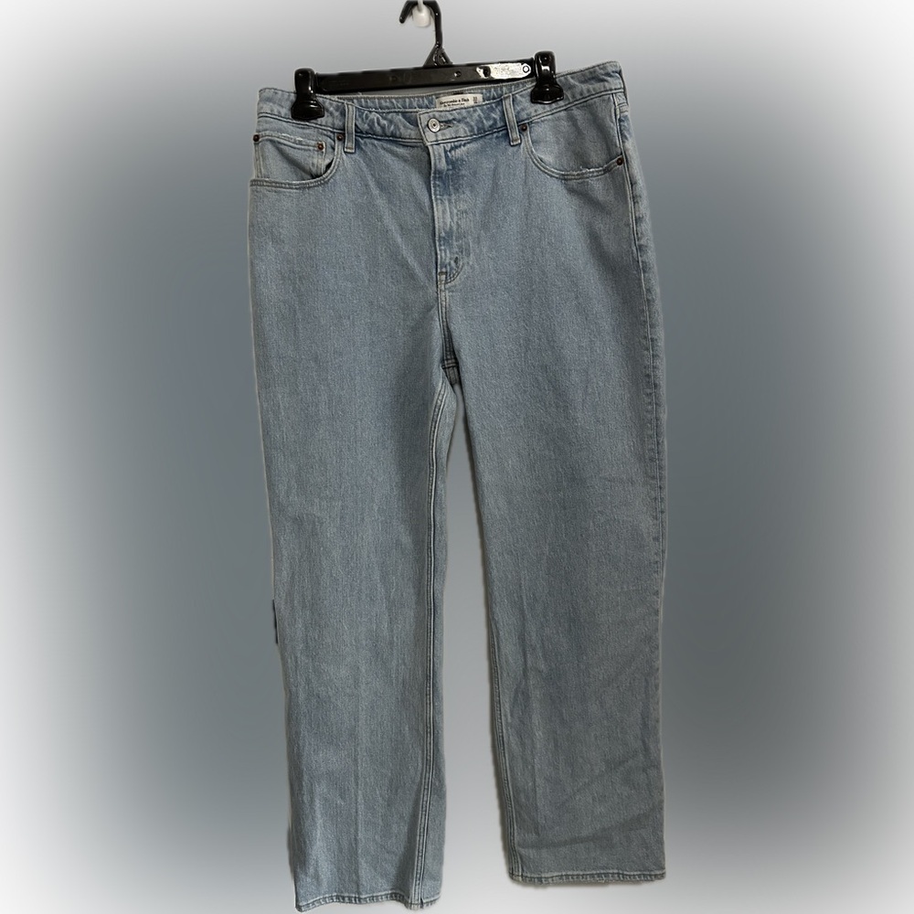 Abercrombie & Fitch: Women’s High-Rise Jeans- Size 16 (inseam approx 32 in)